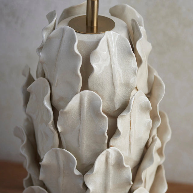 Endon Lighting - 111250 - Endon Lighting 111250 Layered Leaf Large 1lt Table Indoor light fitting Ivory crackle glaze & brushed aged brass plate