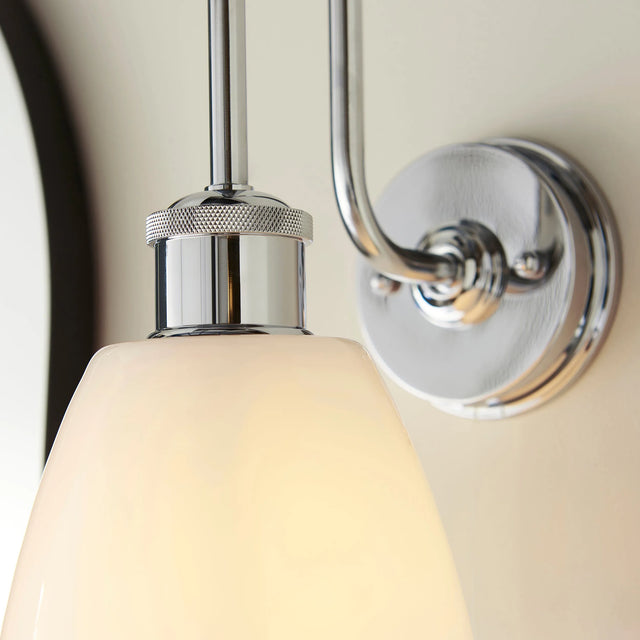 Endon Lighting - 95506 - Endon Lighting 95506 Piper 1lt Wall Bathroom light fitting Chrome plate & gloss opal glass