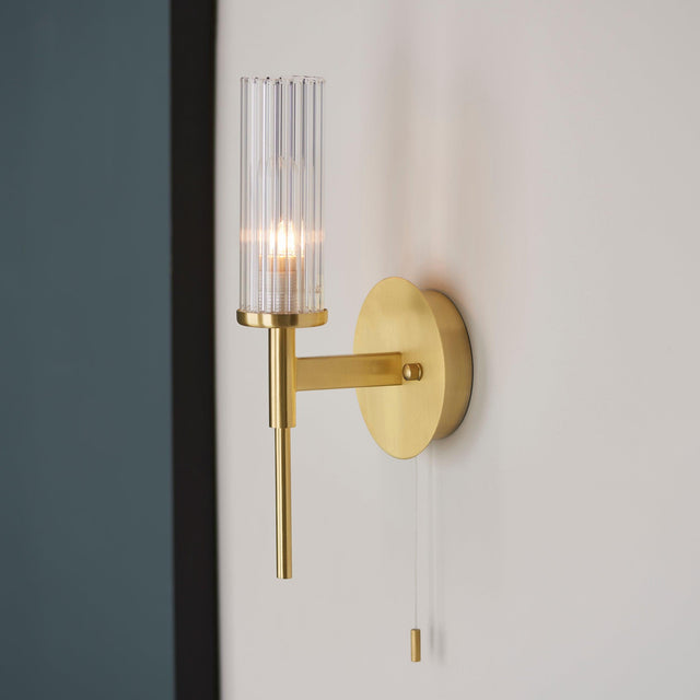 Endon Lighting - 96163 - Endon Lighting 96163 Talo Bathroom Wall Light Satin brass plate & clear ribbed glass Non-dimmable