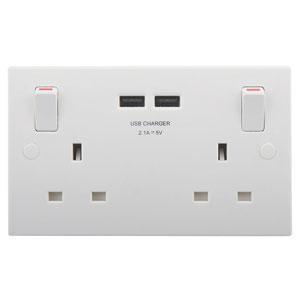 BG - FL-CP-922U-01 BGE - BG BG Square Edge White 2 Gang Switched 13A Socket - 2 USB ports